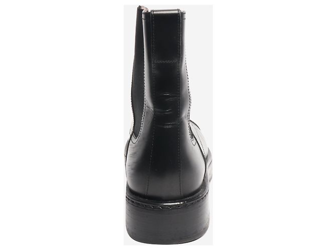 Salvatore Ferragamo Schwarze Schnürstiefeletten aus Leder - Größe EU 39.5 - Ansicht 3