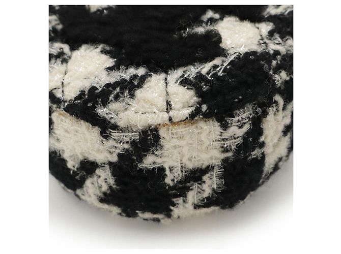 Timeless Borsa a tracolla in tweed Chanel AP0986 Nero Bianco Crudo - vista 3