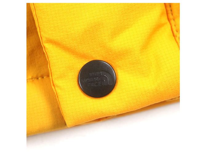 THE NORTH FACE Baltro Light Jacket Chaqueta de Plumas Negro Amarillo - vista 5
