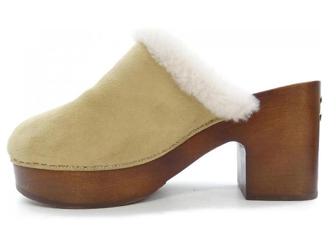 Sandalias Chanel de piel de oveja arrugada Beige - vista 2