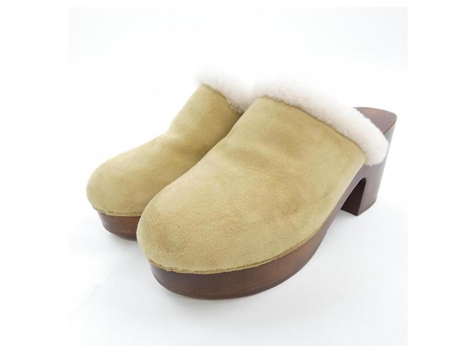 Sandalias Chanel de piel de oveja arrugada Beige - vista 3