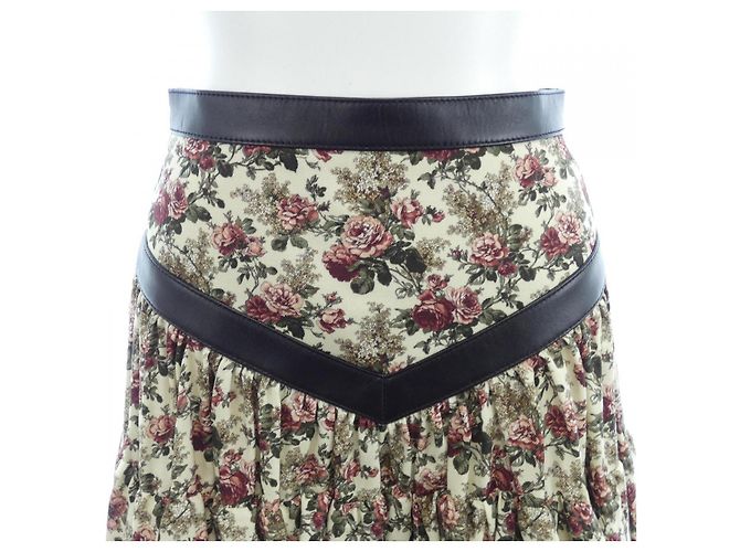 Falda Louis Vuitton Roja Beige - vista 5