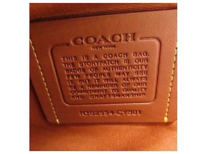 Coach CY801 Dominique Sling Pack Marrone Nero - vista 6
