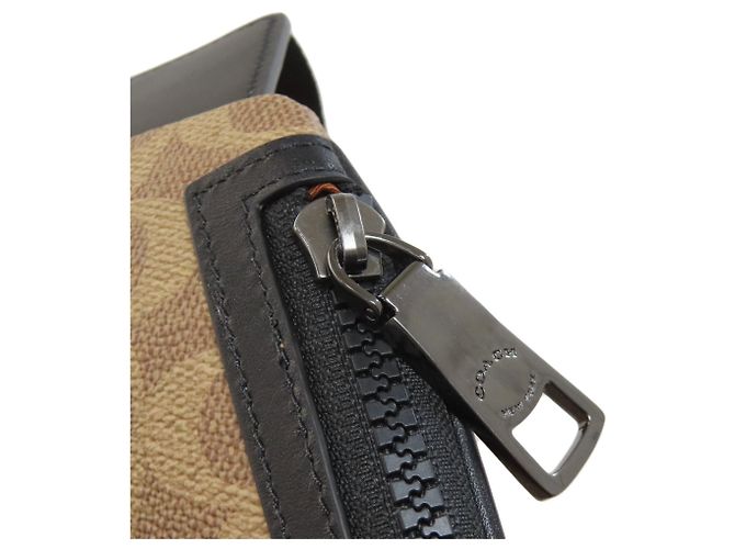 Coach CY801 Dominique Sling Pack Marrone Nero - vista 7