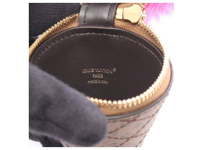 Louis Vuitton LV Ice Cream Monogram Reverse Rose Charm Marrone Rosa - vista 4