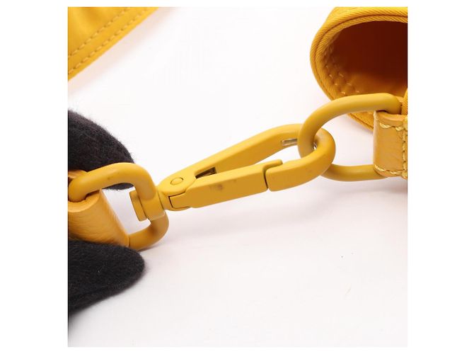 Borsa Messenger Baguette Fendi in Nylon e Pelle Gialla Giallo - vista 8