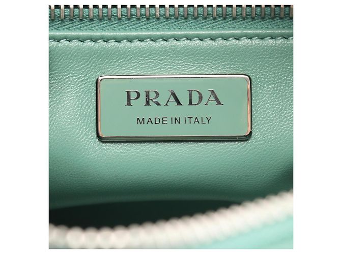 Prada Triangle Plate Schultertasche Grün - Ansicht 4