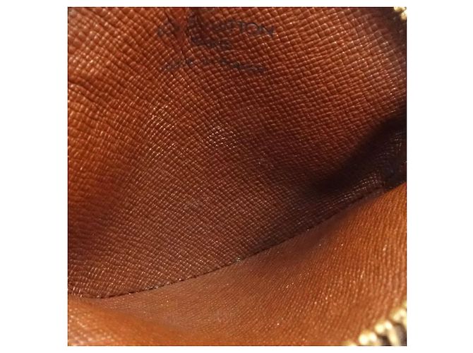 Louis Vuitton Monedero Round Monogram Marrón Castaño - vista 4