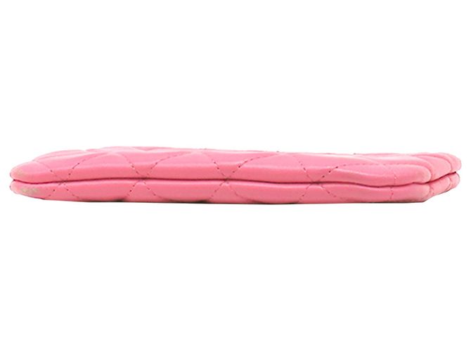 Pochette Chanel en agneau matelassé CC rose - vue 3