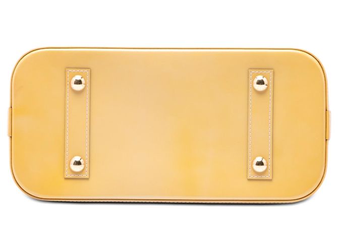 Louis Vuitton Alma PM Vernis Monogram Giallo - vista 3