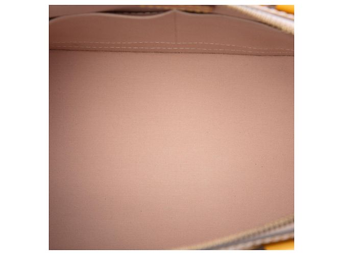Louis Vuitton Alma PM Vernis Monogram Giallo - vista 4
