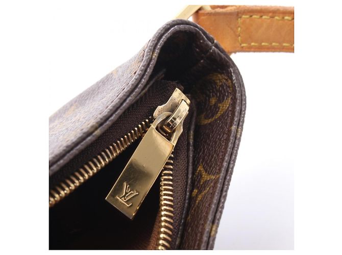Borsa a tracolla Louis Vuitton Trotteur Monogram Marrone - vista 8