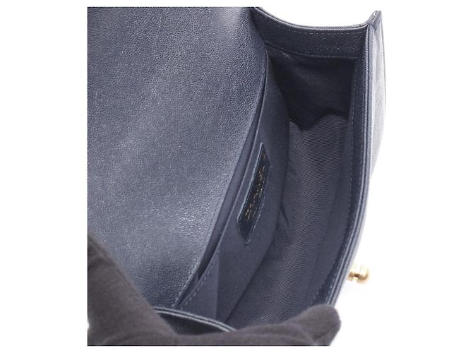 Borsa a Spalla Chanel Boy Small Blu navy - vista 3