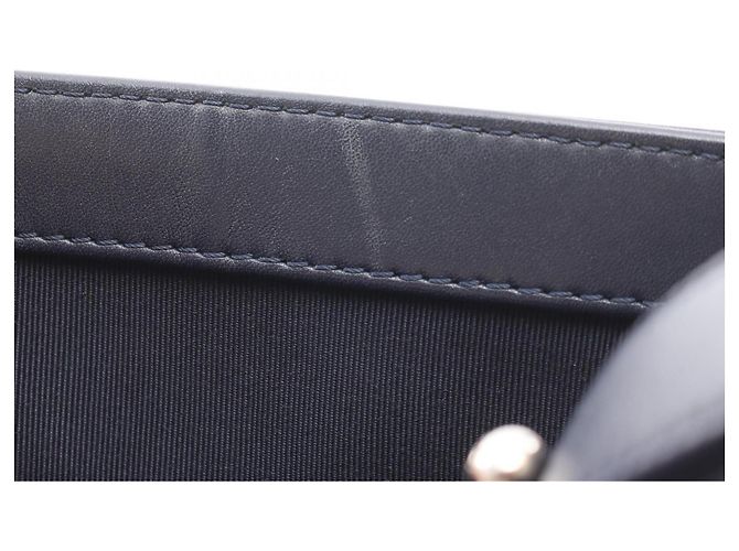 Borsa a tracolla Chanel Boy in agnello blu navy - vista 11