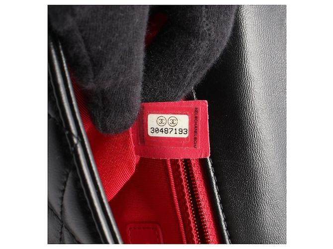 Sac à bandoulière Chanel Matelassé en agneau noir - vue 5