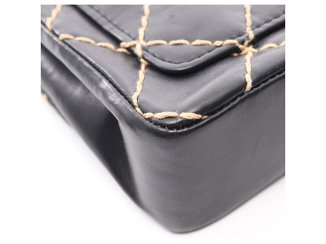 Borsa a tracolla Chanel Wild Stitch in pelle nera Nero - vista 10