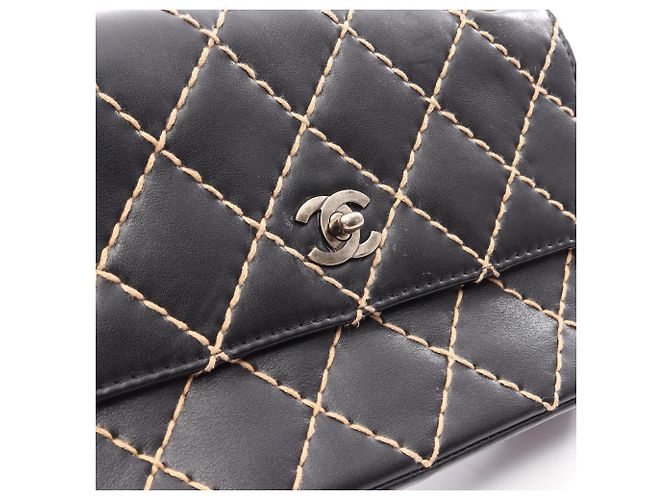 Borsa a tracolla Chanel Wild Stitch in pelle nera Nero - vista 7
