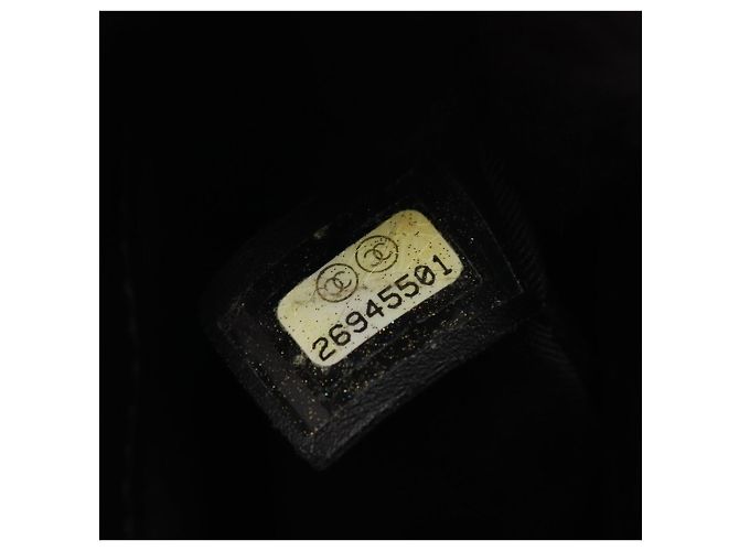 Borsa a tracolla Chanel Matelassé Small Flap Nero - vista 5
