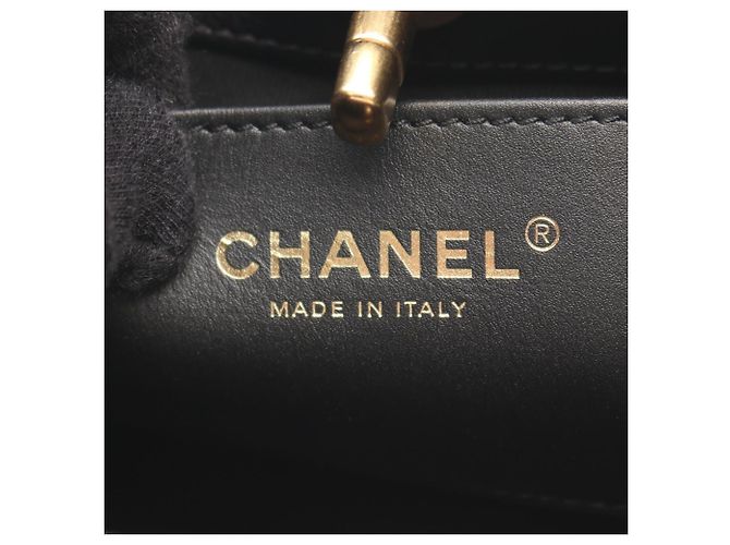 Timeless Borsa a tracolla 2-Way Chanel Matelassé con manico di perle Nero - vista 4