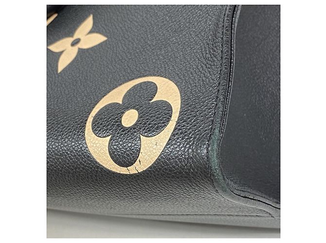 Borsa Tote Louis Vuitton Monogram Empreinte Bicolor OnTheGo MM Nero Beige - vista 6