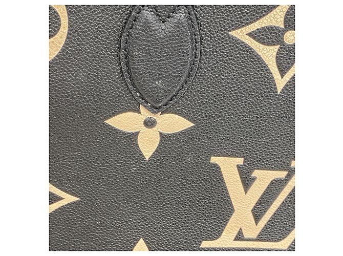 Borsa Tote Louis Vuitton Monogram Empreinte Bicolor OnTheGo MM Nero Beige - vista 7