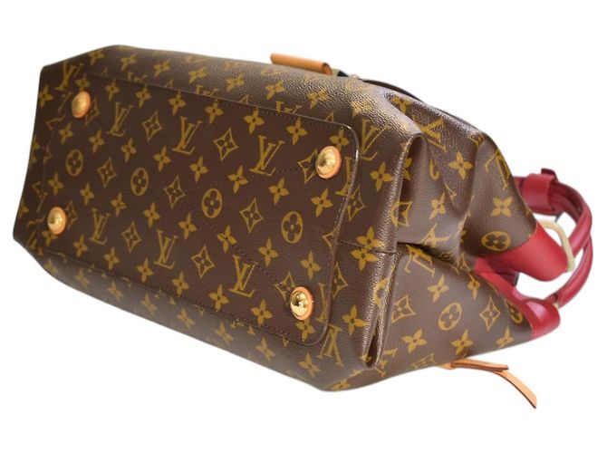 Bolso de hombro LOUIS VUITTON Olympe en lona Monogram y cuero Aurore Berry Francia Castaño Roja - vista 10