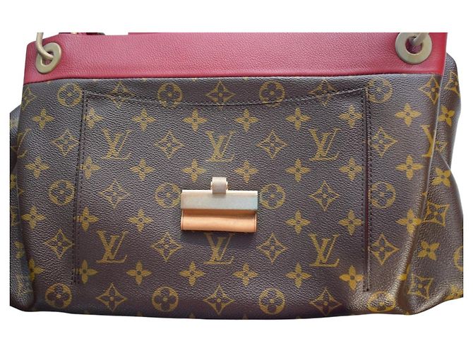 Bolso de hombro LOUIS VUITTON Olympe en lona Monogram y cuero Aurore Berry Francia Castaño Roja - vista 16