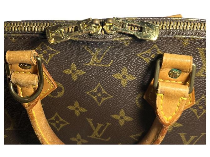 Borsa Alma Louis Vuitton in tela Monogram Marrone - vista 8