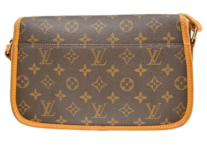 Louis Vuitton Sologne Monogram Canvas - view 2
