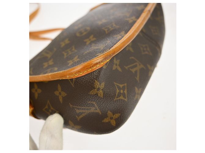 Louis Vuitton Sologne Monogram Canvas - view 7