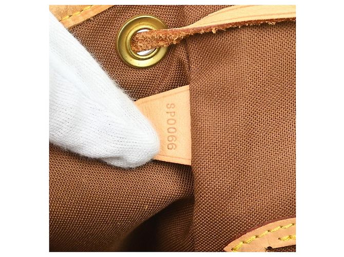 Louis Vuitton Vintage Montsouris Monogram Canvas MM - Ansicht 5