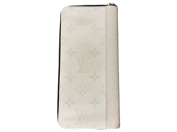 Louis Vuitton Taigarama Long Wallet White - view 2