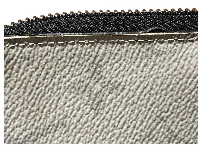 Louis Vuitton Taigarama Long Wallet White - view 6