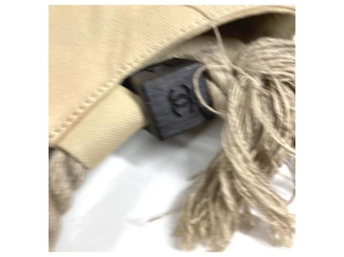 Borsa Chanel Fishnet CC Coco Mark Logo Large Beige - vista 11