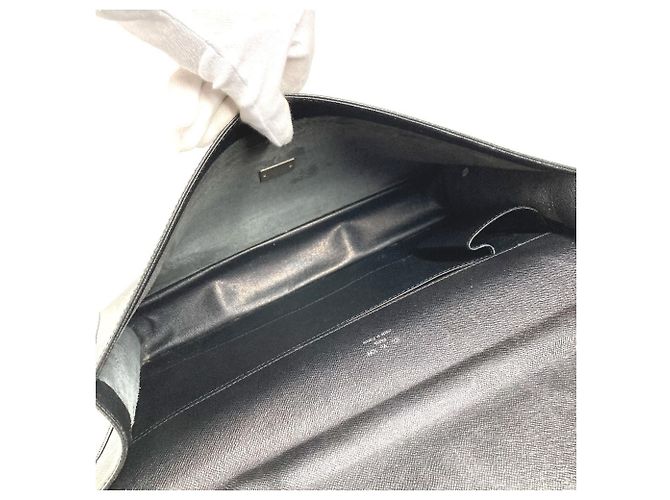 Valigetta Louis Vuitton Taiga Angara Nero Grigio - vista 14