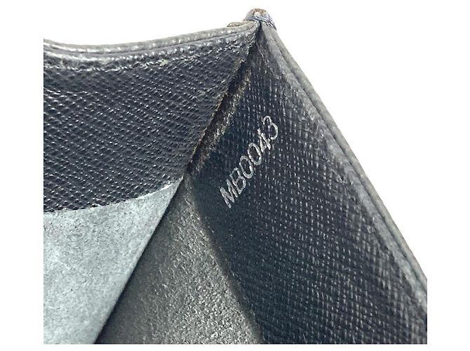 Valigetta Louis Vuitton Taiga Angara Nero Grigio - vista 15