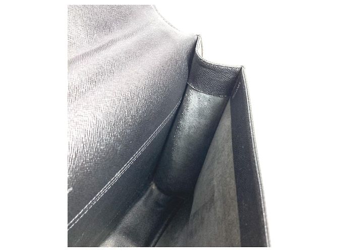 Valigetta Louis Vuitton Taiga Angara Nero Grigio - vista 16