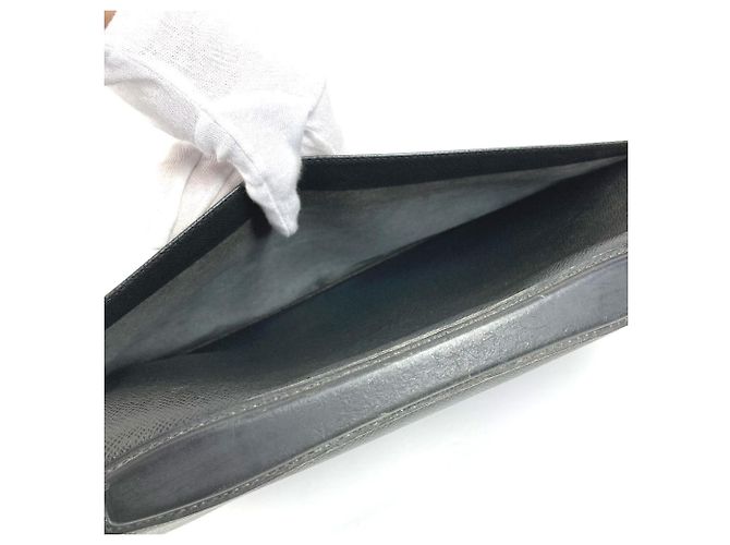 Valigetta Louis Vuitton Taiga Angara Nero Grigio - vista 18