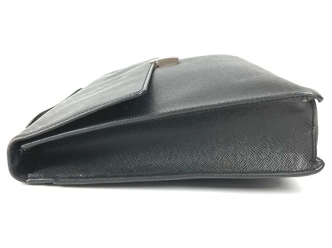 Valigetta Louis Vuitton Taiga Angara Nero Grigio - vista 4