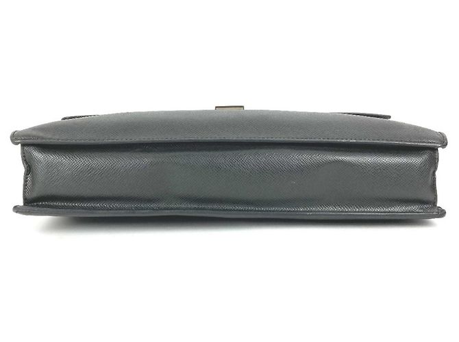 Valigetta Louis Vuitton Taiga Angara Nero Grigio - vista 5
