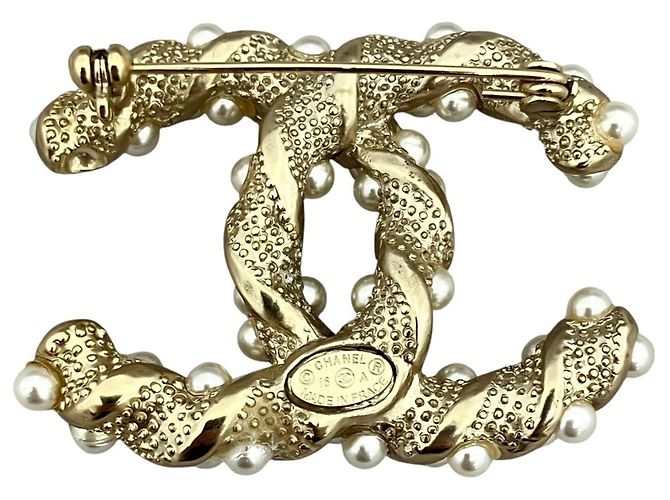 Spilla Chanel placcata oro D'oro - vista 2