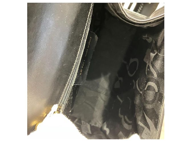 Borsa a mano in pelle nera Salvatore Ferragamo con nastro Vara - vista 9
