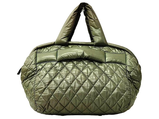 Borsa Boston Chanel in nylon verde - vista 2