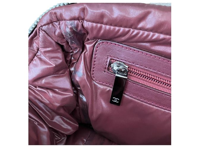 Borsa Boston Chanel in nylon verde - vista 6