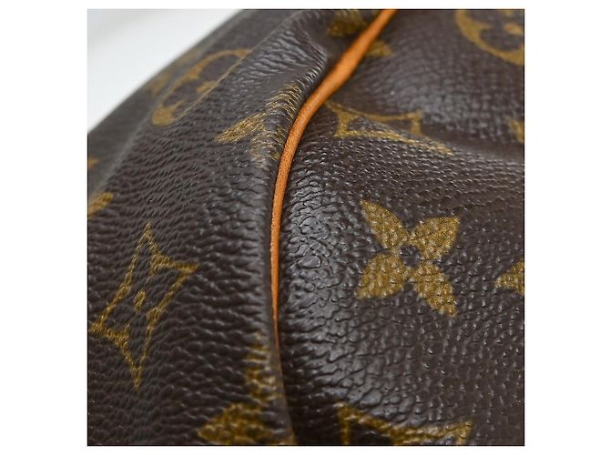 Louis Vuitton Saumur Monogram Canvas 35 - vue 7
