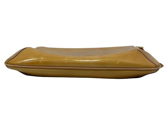 Borsa a Spalla Thompson Street Louis Vuitton D'oro - vista 3