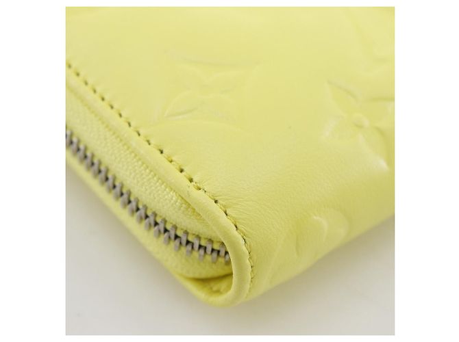 Louis Vuitton Zippy Wallet Langgeldbörse aus Lammfell Gelb - Ansicht 4