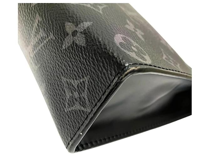 Louis Vuitton Pochette Voyage MM – Monogram Eclipse Nero - vista 8