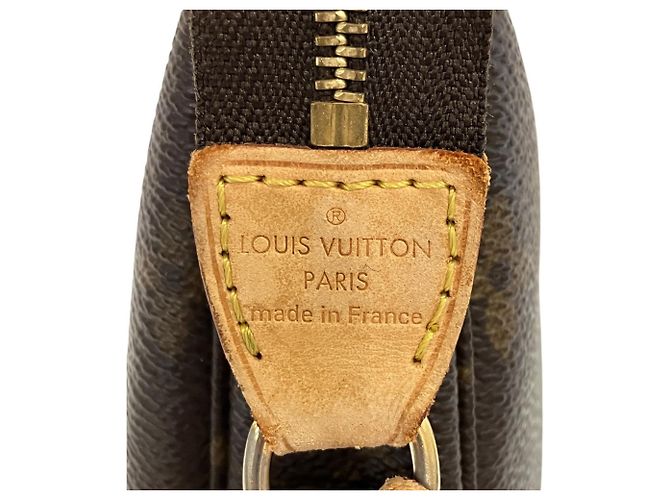 Borsa Louis Vuitton Pochette Accessoires Marrone - vista 4