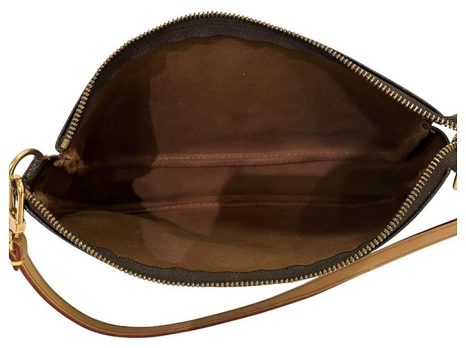Borsa Louis Vuitton Pochette Accessoires Marrone - vista 5